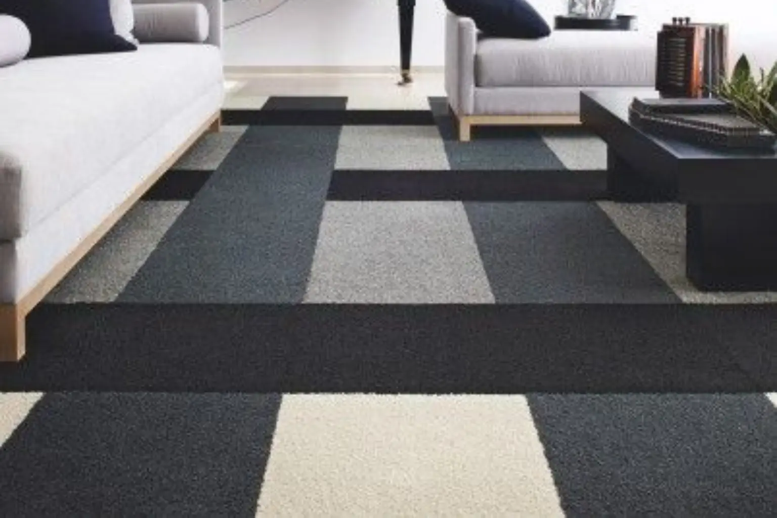 simply seamless carpet tiles Dubai