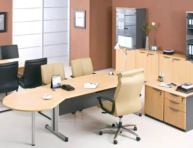 best office furniture in UAE