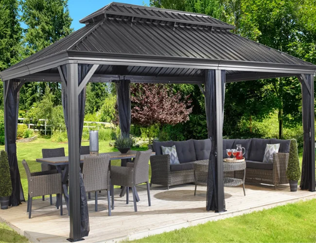 Custom Gazebo Furniture in Dubai