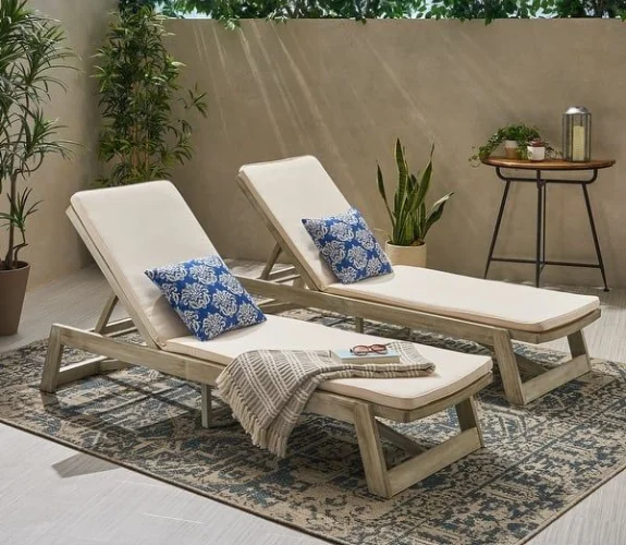 Luxury chaise cushions in Dubai