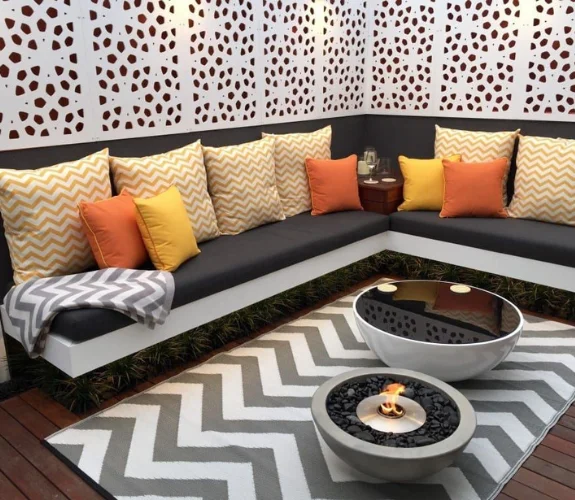 Weatherproof cushions in Dubai